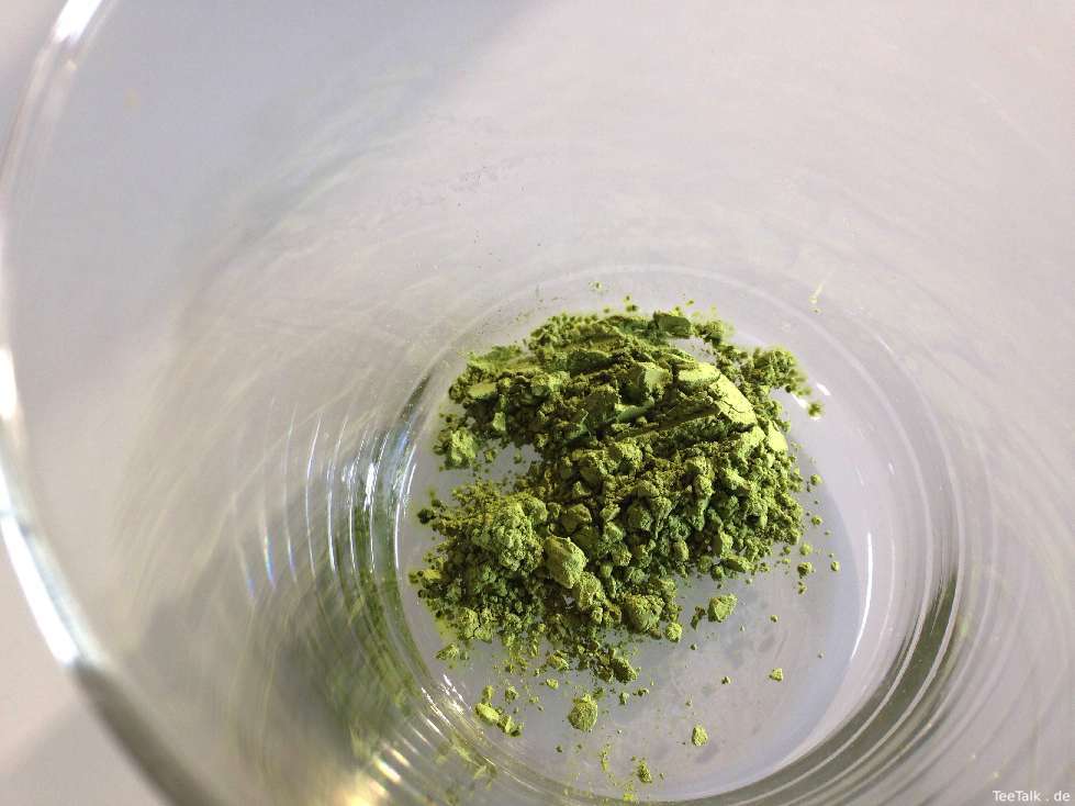 Grünes Teepulver aus Thailand (im Glas)