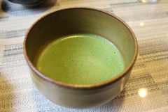 Matcha im Teehaus in Japan
