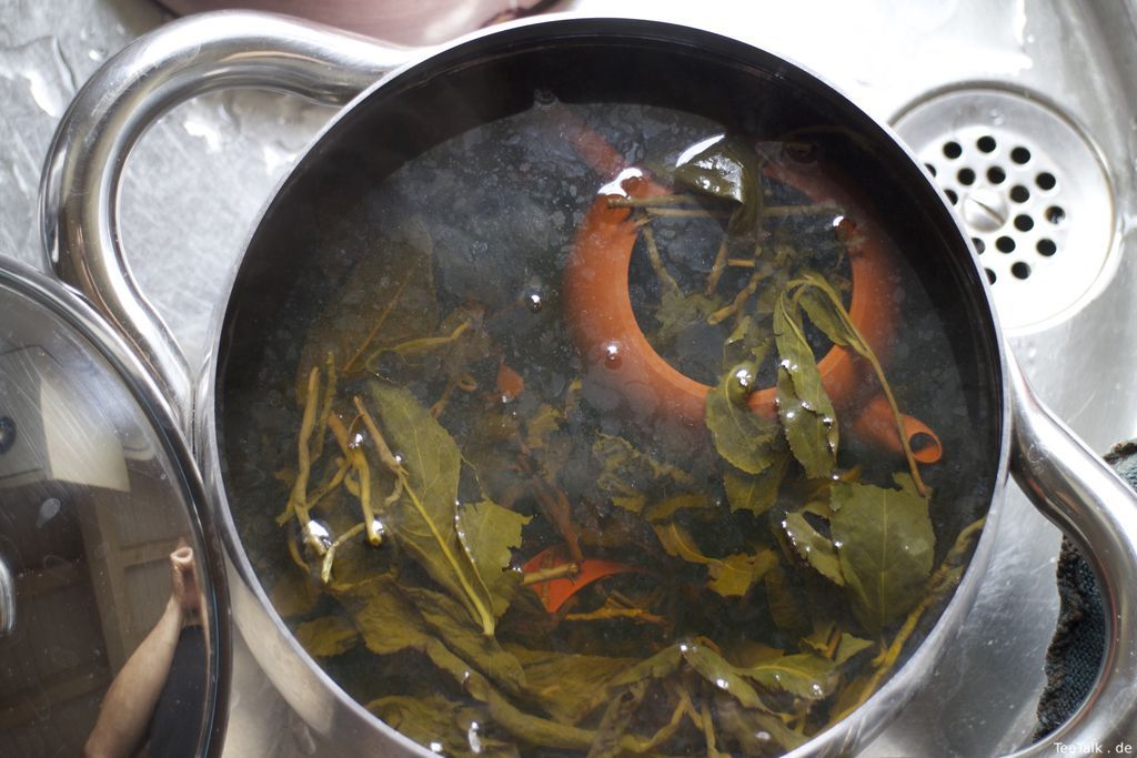 Yixing Teekanne: Vor dem Gebrauch und Aufbewahrung