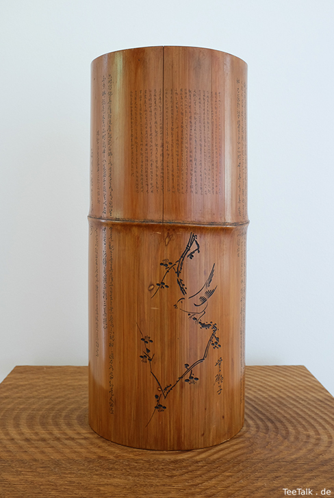 Bambus Vase (Take-hanaire) mit Schnitzerei