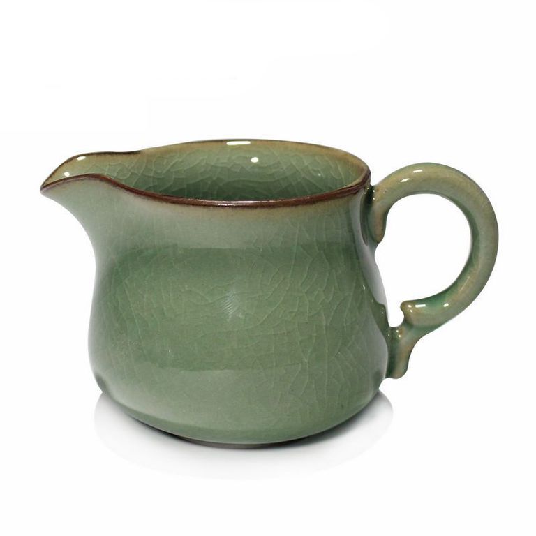 Teekrug aus Seladon (ca. 160 ml)
